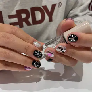 ネイル BONNIE所属・BONNIE MIKIのネイルデザイン