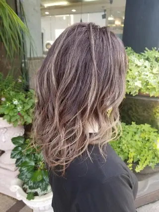 ミディアム lucca by jb 行徳所属・✂️関川 恭平のヘアスタイル