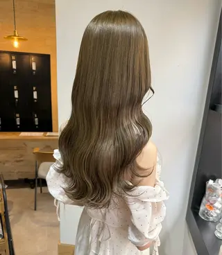 カラー towa 豊中店 【髪質改善/ショートボブ/レイヤーカット】所属・towa./艶カラー /カラー/isseiのヘアスタイル