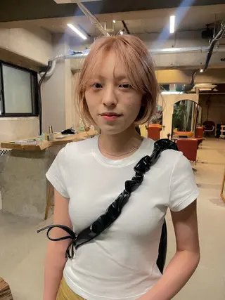 ショート カラー パーマ/レイヤー 岩山丈一郎のヘアスタイル