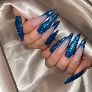 ネイル la vie  Luire所属・la vie Luire ｱｽｶのネイルデザイン