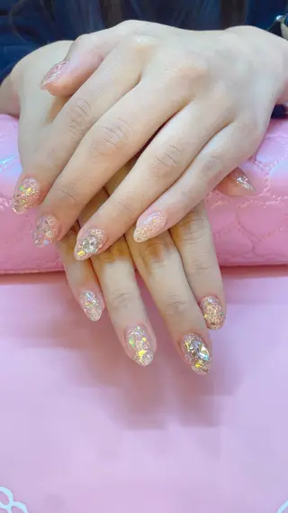 ネイル Nikoネイルサロン中野店所属・merci リカのネイルデザイン