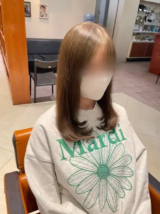 ミディアム LA.DONNA ADDESSO所属・前田 彩良のヘアスタイル