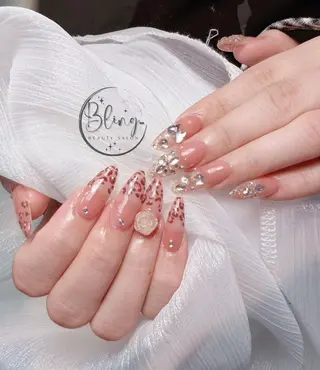 ロング Bling Salonのネイルデザイン