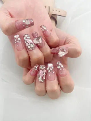 ネイル 五十嵐 美智のネイルデザイン