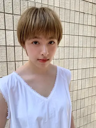 ショート カラー conne&riri所属・MAYU 💚森下のヘアスタイル