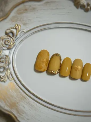 ネイル FIORITURA Maikoのネイルデザイン