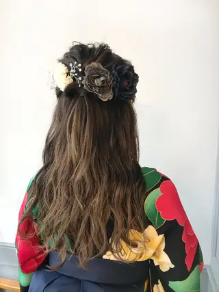 ヘアアレンジ LOST CITY 横浜所属・🪐脱白髪染め 🪐松尾菜々美のヘアスタイル