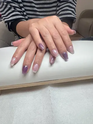 ネイル Fairyフェアリーネイルサロン所属・ゴ .のネイルデザイン