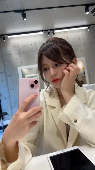 セミロング let’s所属・透明感／髪質改善 ／ りかのヘアスタイル