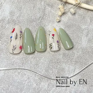 ネイル Nail by EN*Namiのネイルデザイン