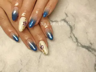 ネイル ネイルリボン 伊藤のネイルデザイン