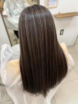 ロング カラー SOYON なんば店所属・水島 真彩のヘアスタイル