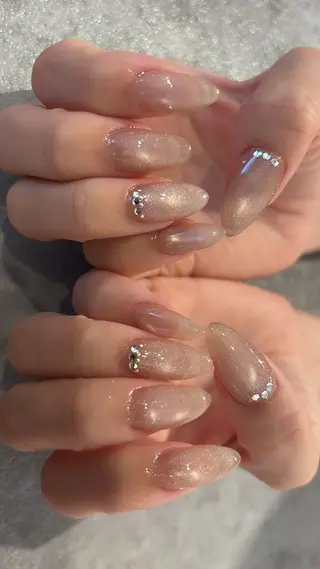 ネイル Mignon所属・Mignon 、のネイルデザイン