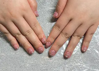 ネイル VIERU 🌈🎀💖のネイルデザイン