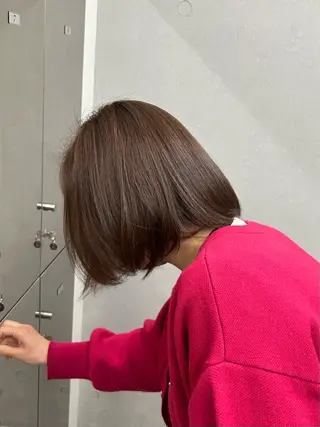 ショート カラー IO イオリのヘアスタイル