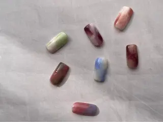 ネイル KARIN LANDHAKATAのネイルデザイン