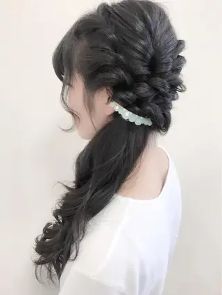 ロング ヘアアレンジ 沢田 瞳のヘアスタイル