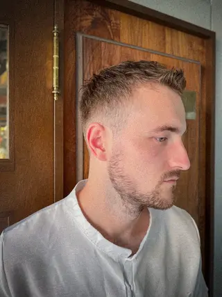 メンズ THE MAN　Leverage New York所属・花形 知希のヘアスタイル