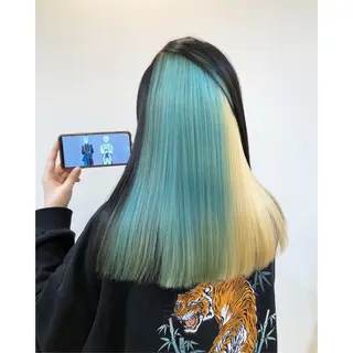 セミロング カラー 推しカラー✨ オタク美容師ユウカのヘアスタイル