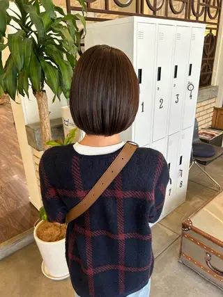 カラー AGREE Momokaのヘアスタイル