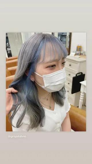セミロング カラー 森安 華楠のヘアスタイル