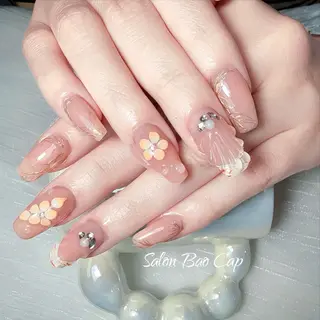 ネイル SALON BAOCAP所属・グィン ティ ナのネイルデザイン