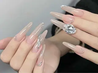 ネイル One plus StudioNailのネイルデザイン