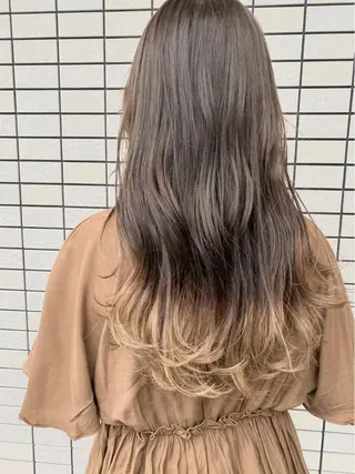 ロング Strawberry所属・原田 志保のヘアスタイル