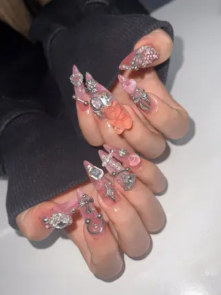 ネイル Nail Salon L'arc所属・💊大阪/心斎橋 moni🧠のネイルデザイン