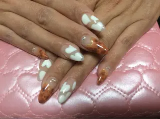 ネイル フラワー ムーンのネイルデザイン