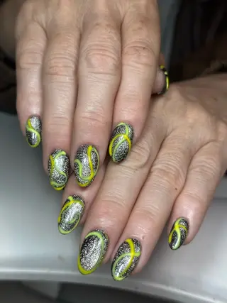 ネイル Isinha Nailsのネイルデザイン