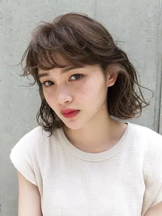 ショート カラー mood tatemachiのヘアスタイル