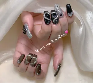 ネイル U·Mi nail salon所属・U·Mi 上野御徒町容のネイルデザイン