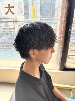 パーマ メンズ 韓国風/メンズ アイブロウワックスの眉毛・アイブロウイメージ