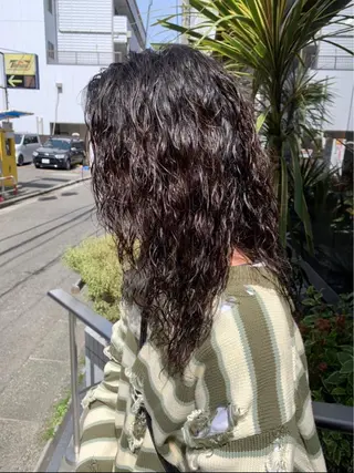 ロング パーマ パーマ職人 渡邊　優雅のヘアスタイル