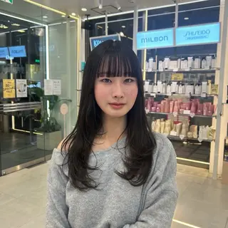 ロング カラー Ayaka🖤 ブリーチなしカラーのヘアスタイル