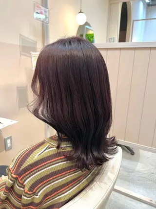 ミディアム カラー 三條場 彩夏のヘアスタイル