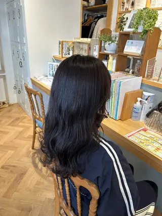 ミディアム merc.🌿 友藤鮎那のヘアスタイル