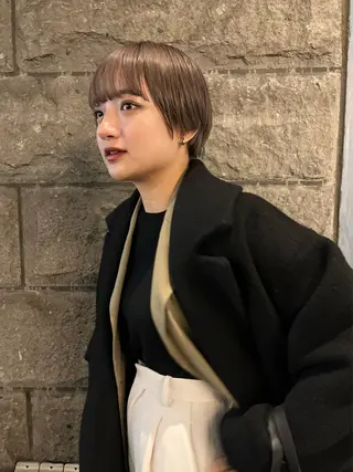 ショート カラー 藤澤 春菜  /  ACAのヘアスタイル
