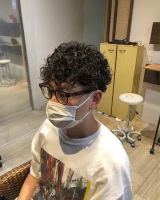 ショート パーマ メンズ パーマ/ハイトーン スパイキー/神田正紀のヘアスタイル