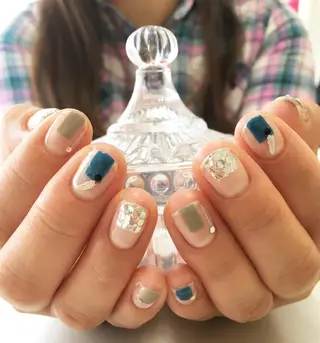 ネイル Petit Fleur所属・青柳 亜梨奈のマツエク・マツパデザイン