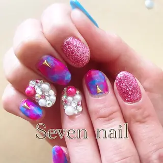 ネイル 名倉 なな子のネイルデザイン