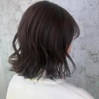 ショート ベージュ/インナー カラー🤍Rieのヘアスタイル