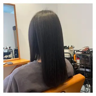 セミロング カラー agu hair north所属・北上 春華のヘアスタイル