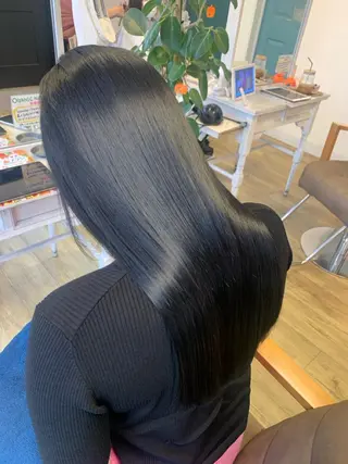 ロング カラー 安藤 あおいのヘアスタイル