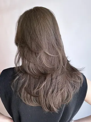 セミロング カラー ITbyALBUM 八王子店のヘアスタイル