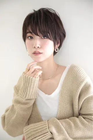 ショート ✨レイヤーお任せ✨ 林有里子のヘアスタイル
