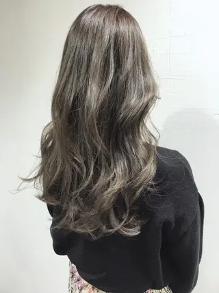 ロング miloc かおりのヘアスタイル