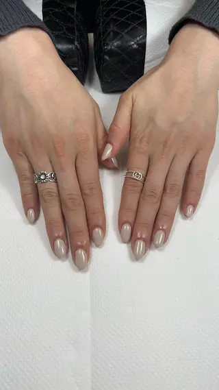 ネイル 名越 彩花のネイルデザイン